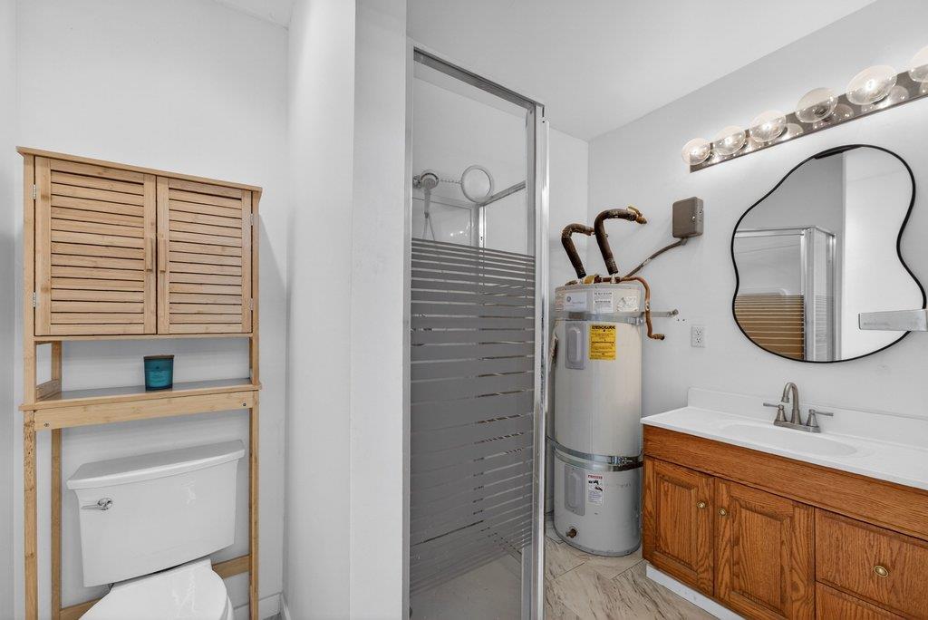 360 McGaffigan Mill Road Boulder Creek, CA 95006 - Photo 49 of 70 a bathroom with a sink and a mirror