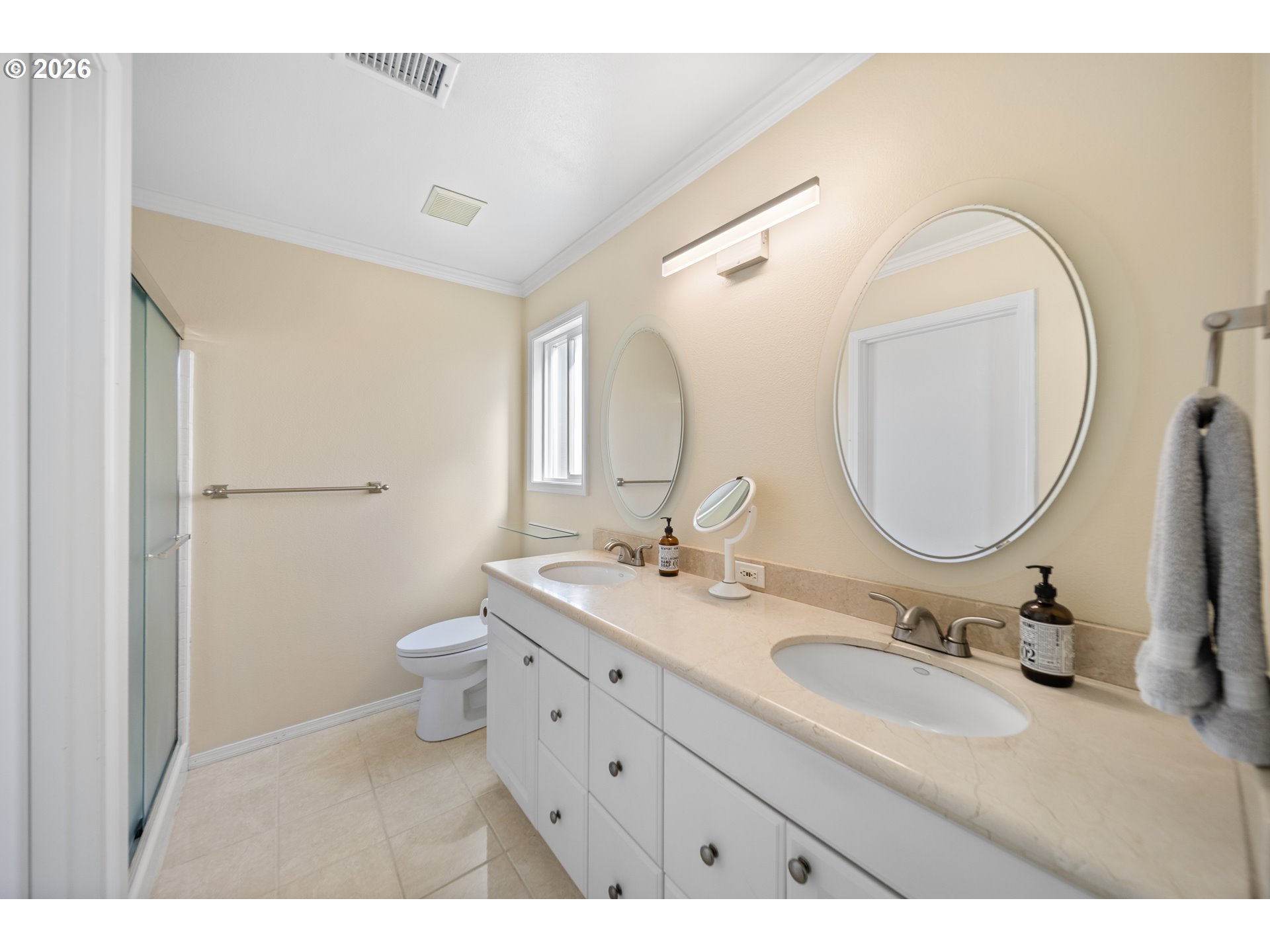 20762 Southwest Longacre Street Beaverton, OR 97003 - Photo 8 of 25