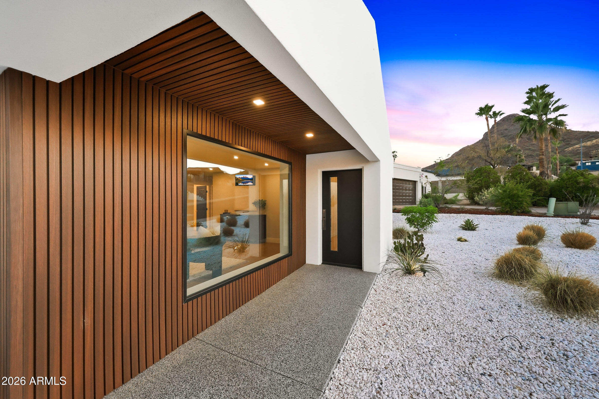 1955 East Greenway Road Phoenix, AZ 85022 - Photo 4 of 38 Front Entrance