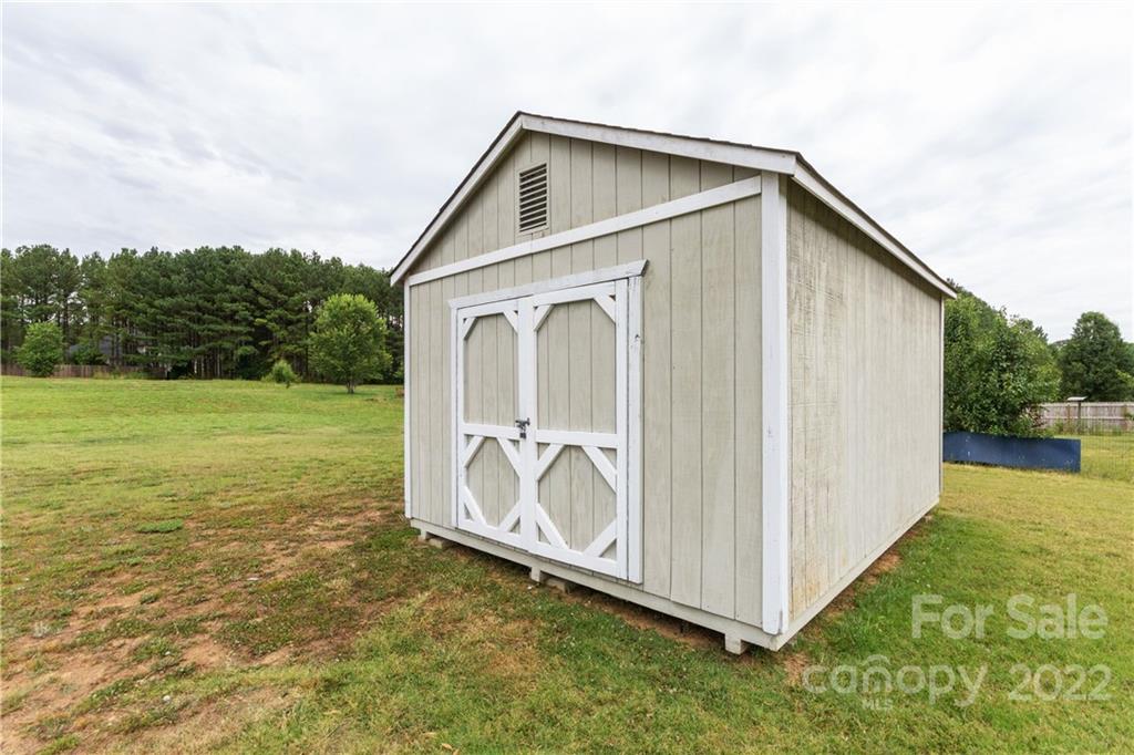 2211 Triplett Road Mooresville, NC 28115 - Photo 32 of 38 Gallery Image 32