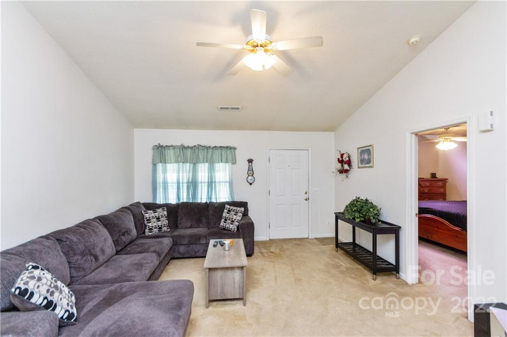 2211 Triplett Road Mooresville, NC 28115 - Photo 6 of 38 Gallery Image 6