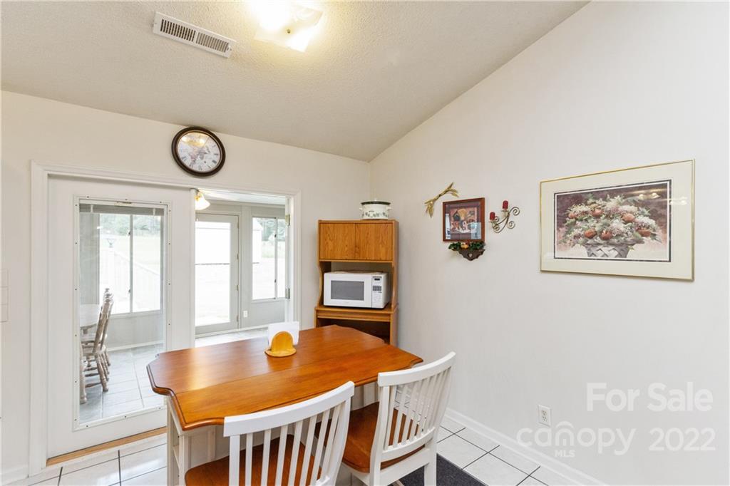 2211 Triplett Road Mooresville, NC 28115 - Photo 7 of 38 Gallery Image 7