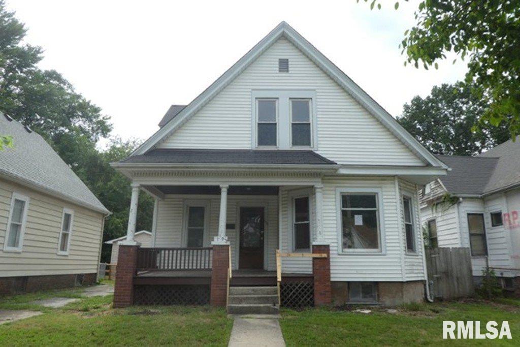 1607 South Pasfield Street Springfield, IL 62704 - Photo 1 of 18 Gallery Image 1