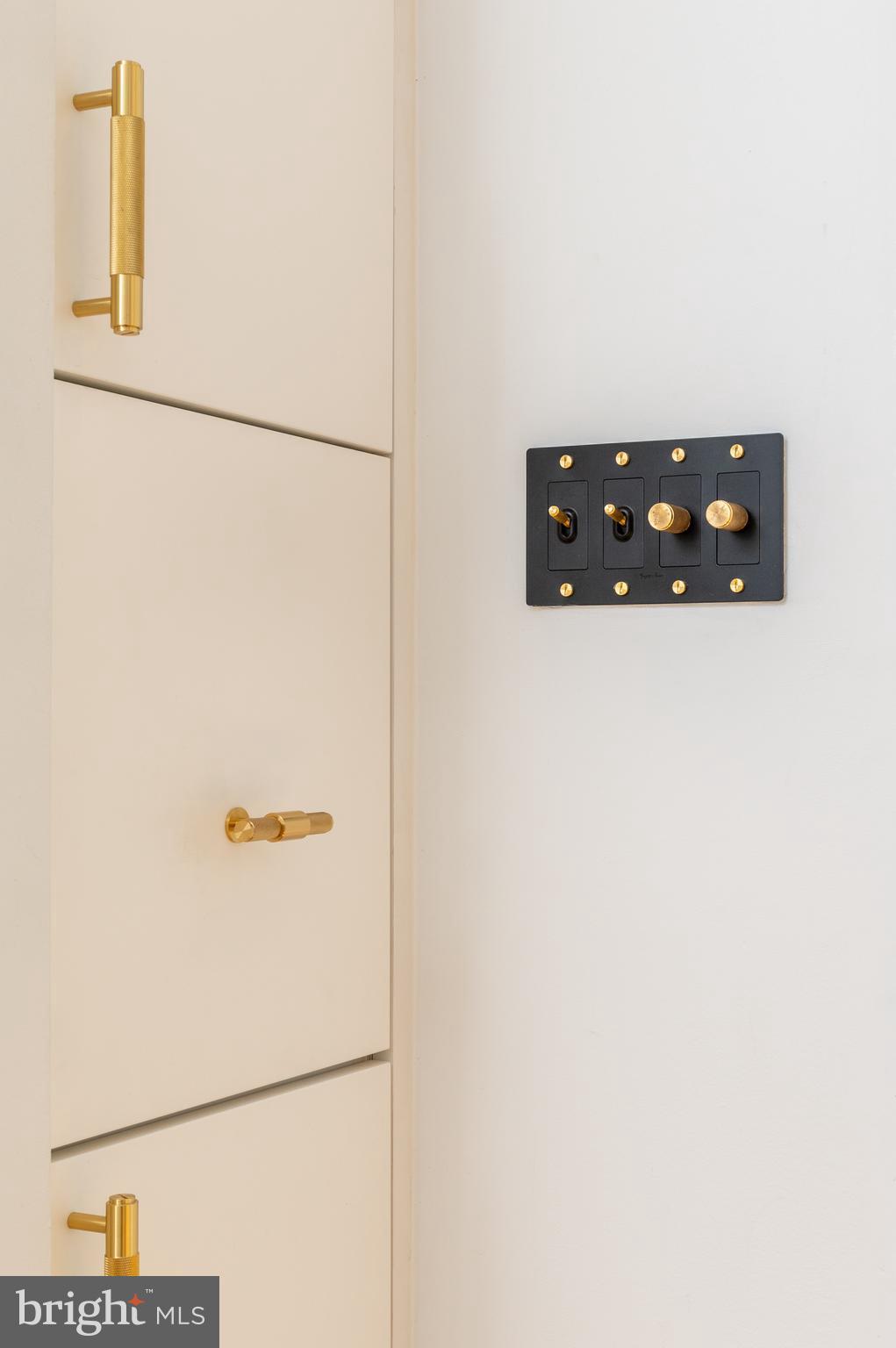 1613 Harvard Street Northwest, Unit 102 Washington, DC 20009 - Photo 11 of 27 unknown