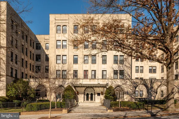 $392,500 | 1613 Harvard Street Northwest, Unit 102, Washington, DC 20009