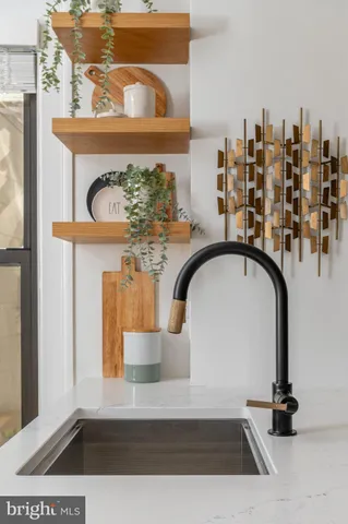 a close view of sink and tap