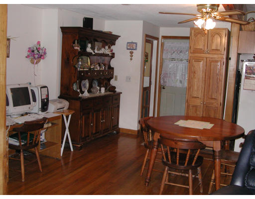 28 Arapahoe Road Bellingham, MA 02019 - Photo 4 of 9 Gallery Image 4
