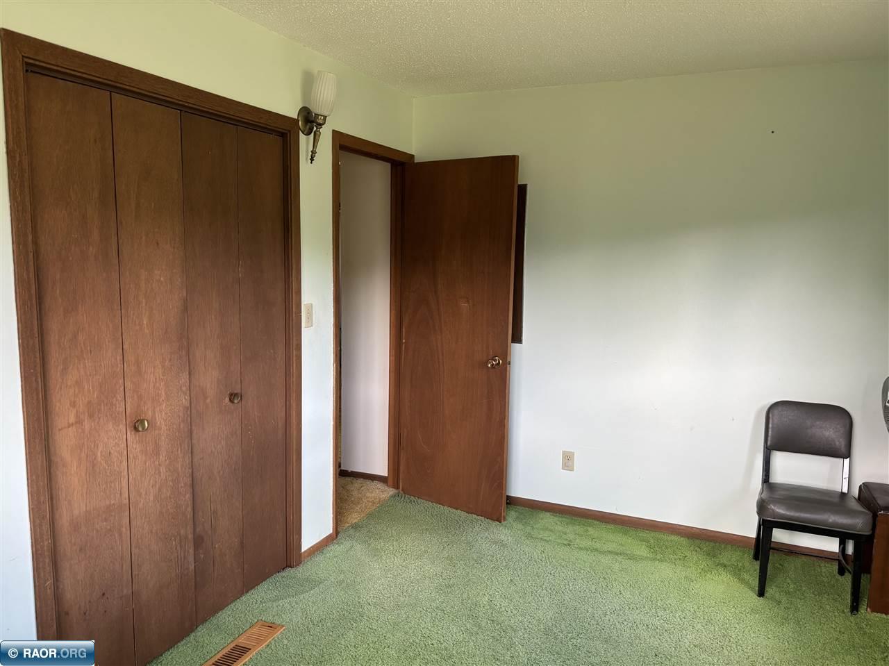 11084 Hayes Road Hibbing, MN 55746 - Photo 25 of 48