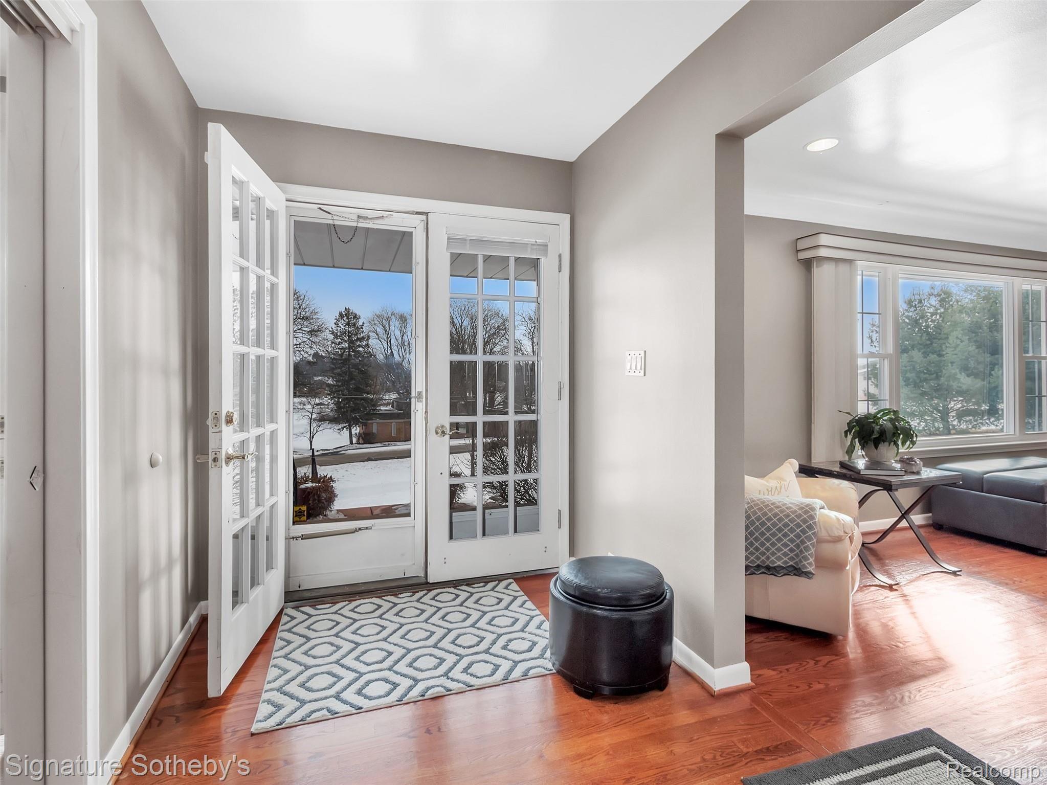 6700 Meadowlake Road Bloomfield Hills, MI 48301 - Photo 4 of 58 07-6700-Meadowlake-Rd-WindowStill-Real-Estate-Photgraphy-7.jpg