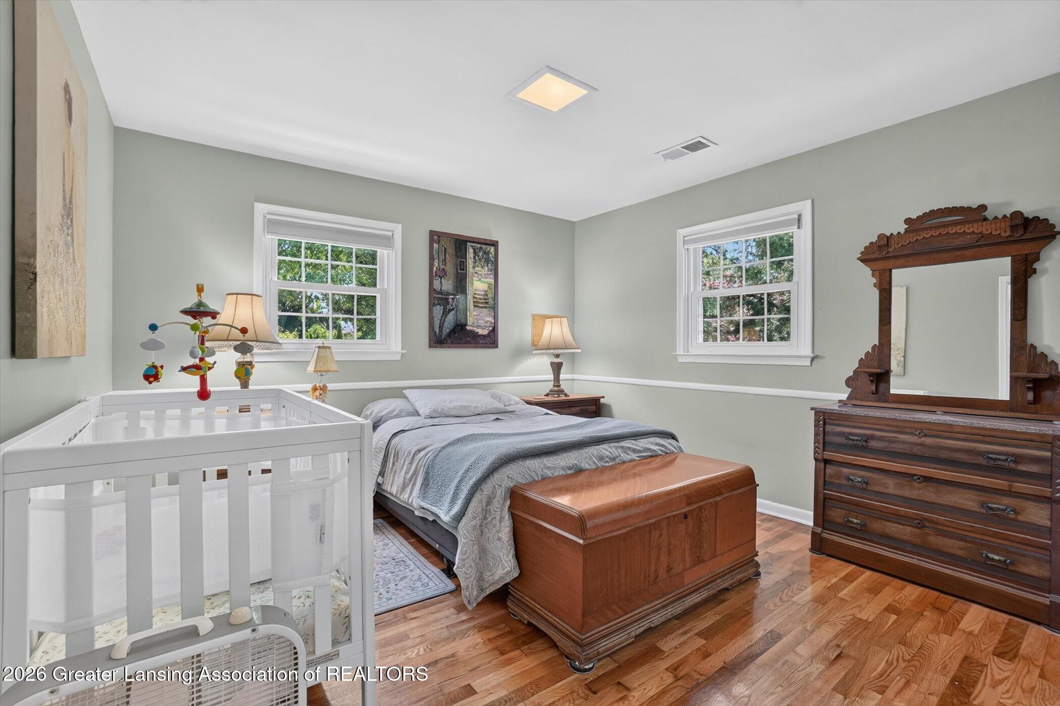 4426 Barton Road Lansing, MI 48917 - Photo 52 of 72 27-4426-Barton-Rd-Windowstill-Photograph