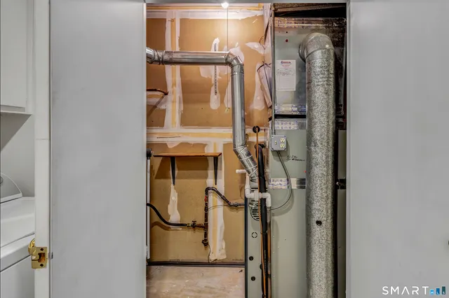 $1,100,000 | 139 Field Point Drive, Unit 139, Fairfield, CT 06824