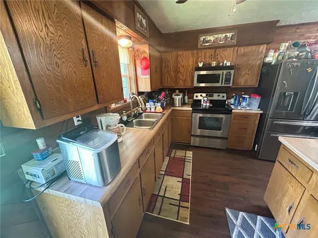 $325,000 | 5320 Highway 77, Rockdale, TX 76567