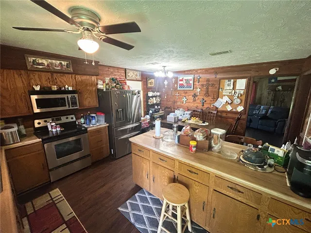 $325,000 | 5320 Highway 77, Rockdale, TX 76567