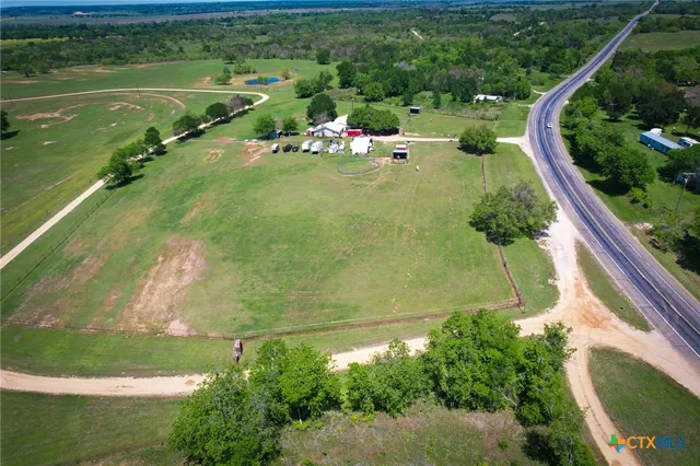 $325,000 | 5320 Highway 77, Rockdale, TX 76567