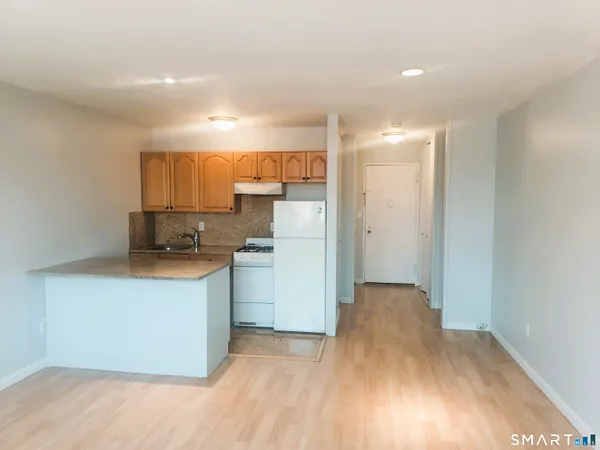 $1,650 | 140 Grove Street, Unit 5K, Stamford, CT 06901