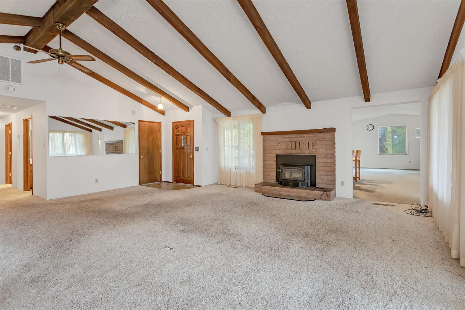 2475 Southside Road Grants Pass, OR 97527 - Photo 5 of 32 Additional Photo