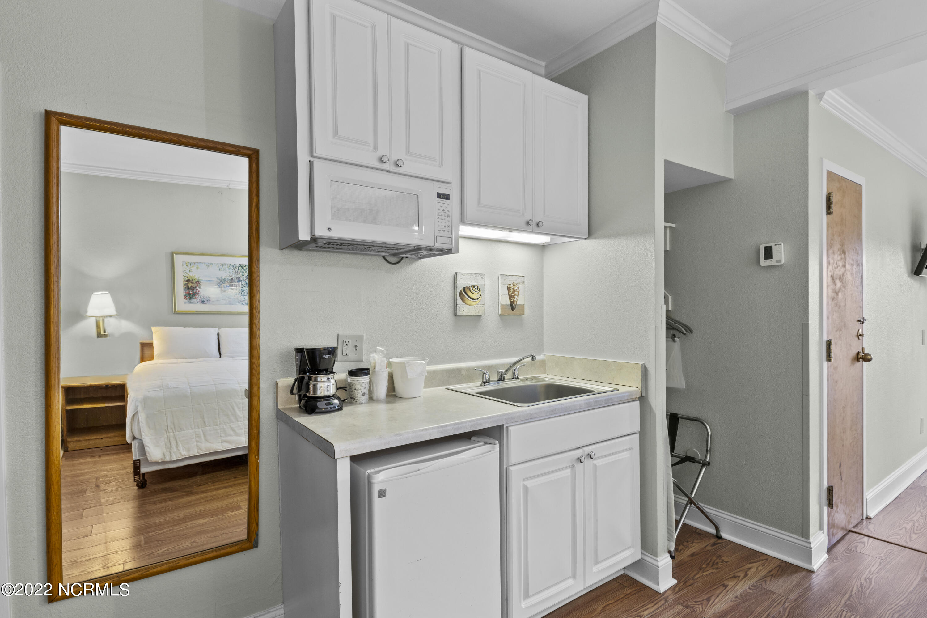 602 West Fort Macon Road, Unit 149 Atlantic Beach, NC 28512 - Photo 2 of 20 149 Palm Suites