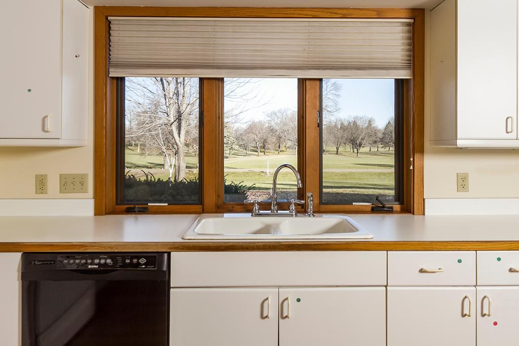 8975 Island View Road Waconia, MN 55387 - Photo 11 of 30 Gallery Image 11