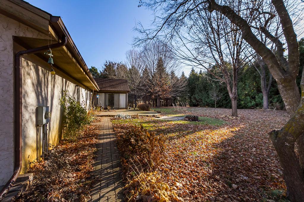 8975 Island View Road Waconia, MN 55387 - Photo 4 of 30 Gallery Image 4