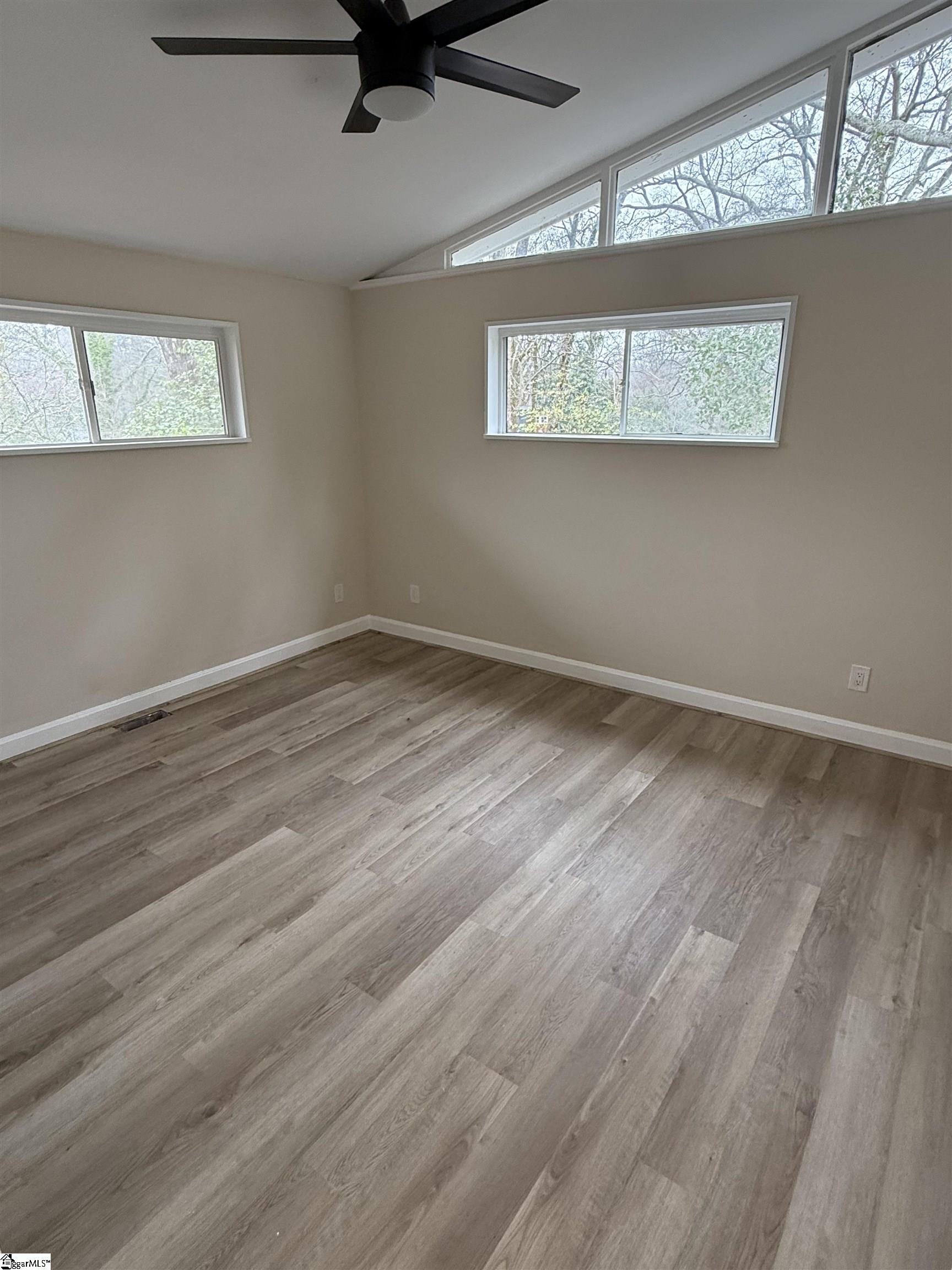 306 Hermitage Road Greenville, SC 29615 - Photo 8 of 14 Gallery Image 8