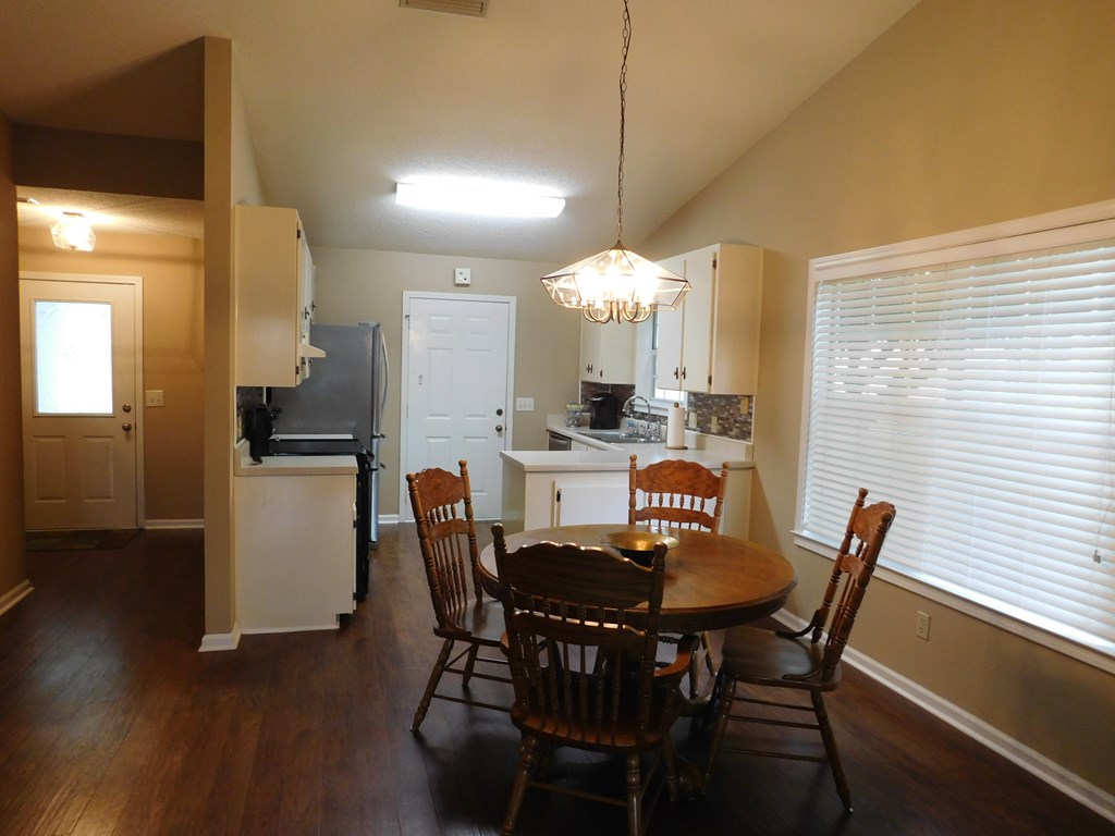 119 Woodleigh Road Dothan, AL 36305 - Photo 6 of 15
