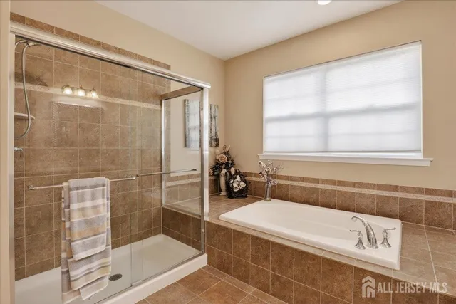 $750,000 | 1 Barbour Court, Old Bridge, NJ 08857