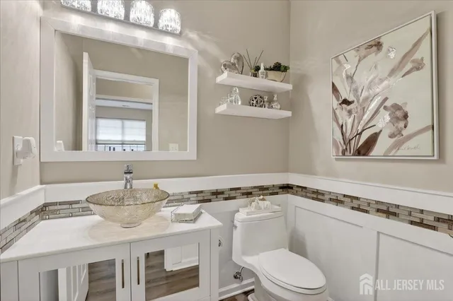 $750,000 | 1 Barbour Court, Old Bridge, NJ 08857