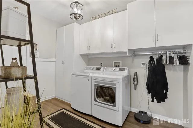 $750,000 | 1 Barbour Court, Old Bridge, NJ 08857