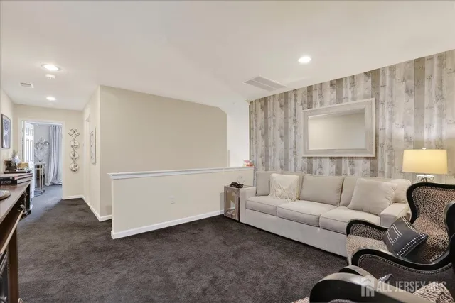 $750,000 | 1 Barbour Court, Old Bridge, NJ 08857