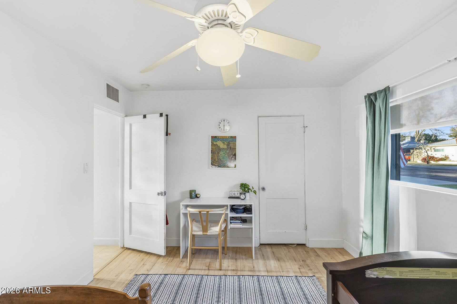 6804 North 11th Street Phoenix, AZ 85014 - Photo 14 of 32 First Bedroom