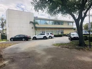 $12,500 | 140 South Federal Highway, Dania Beach, FL 33004