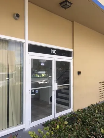$12,500 | 140 South Federal Highway, Dania Beach, FL 33004