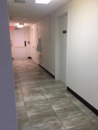 $12,500 | 140 South Federal Highway, Dania Beach, FL 33004