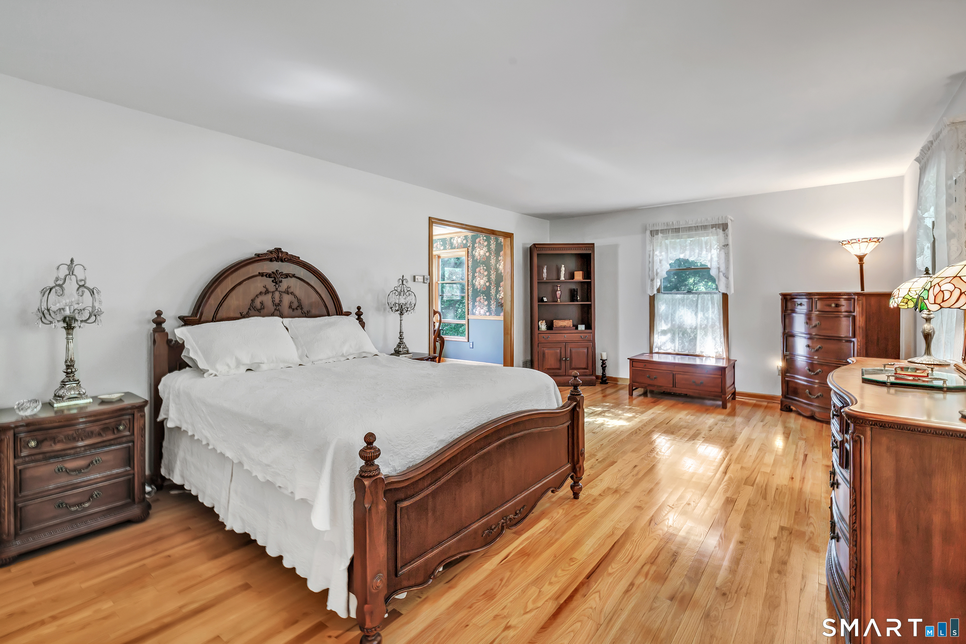 379 Waverly Road Shelton, CT 06484 - Photo 13 of 40
