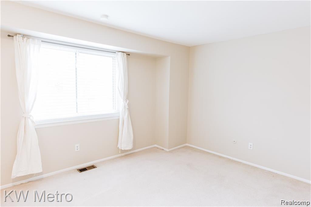 1434 West Webster Road Royal Oak, MI 48073 - Photo 11 of 21