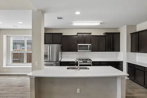 $450,000 | 301 Rimrock Court, Bastrop, TX 78602