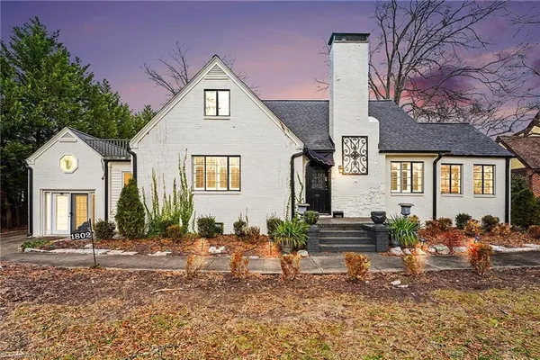 $599,900 | 1802 West Market Street, Greensboro, NC 27403
