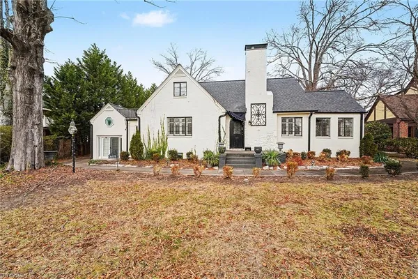 $599,900 | 1802 West Market Street, Greensboro, NC 27403