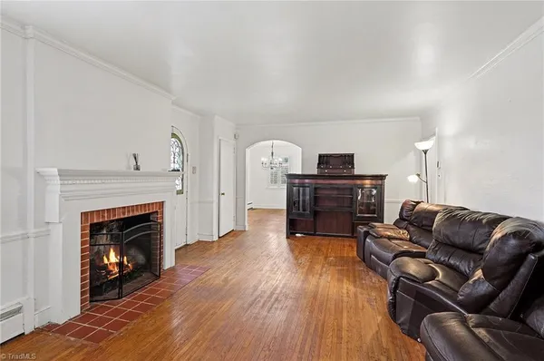 $599,900 | 1802 West Market Street, Greensboro, NC 27403