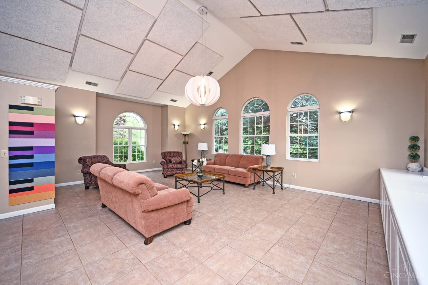 7905 Ramble View, Unit 301 Cincinnati, OH 45231 - Photo 42 of 44