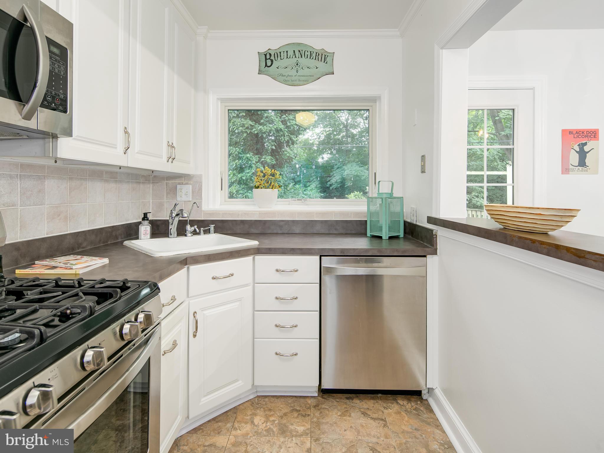 3822 W Street Northwest Washington, DC 20007 - Photo 15 of 30 Dining Room