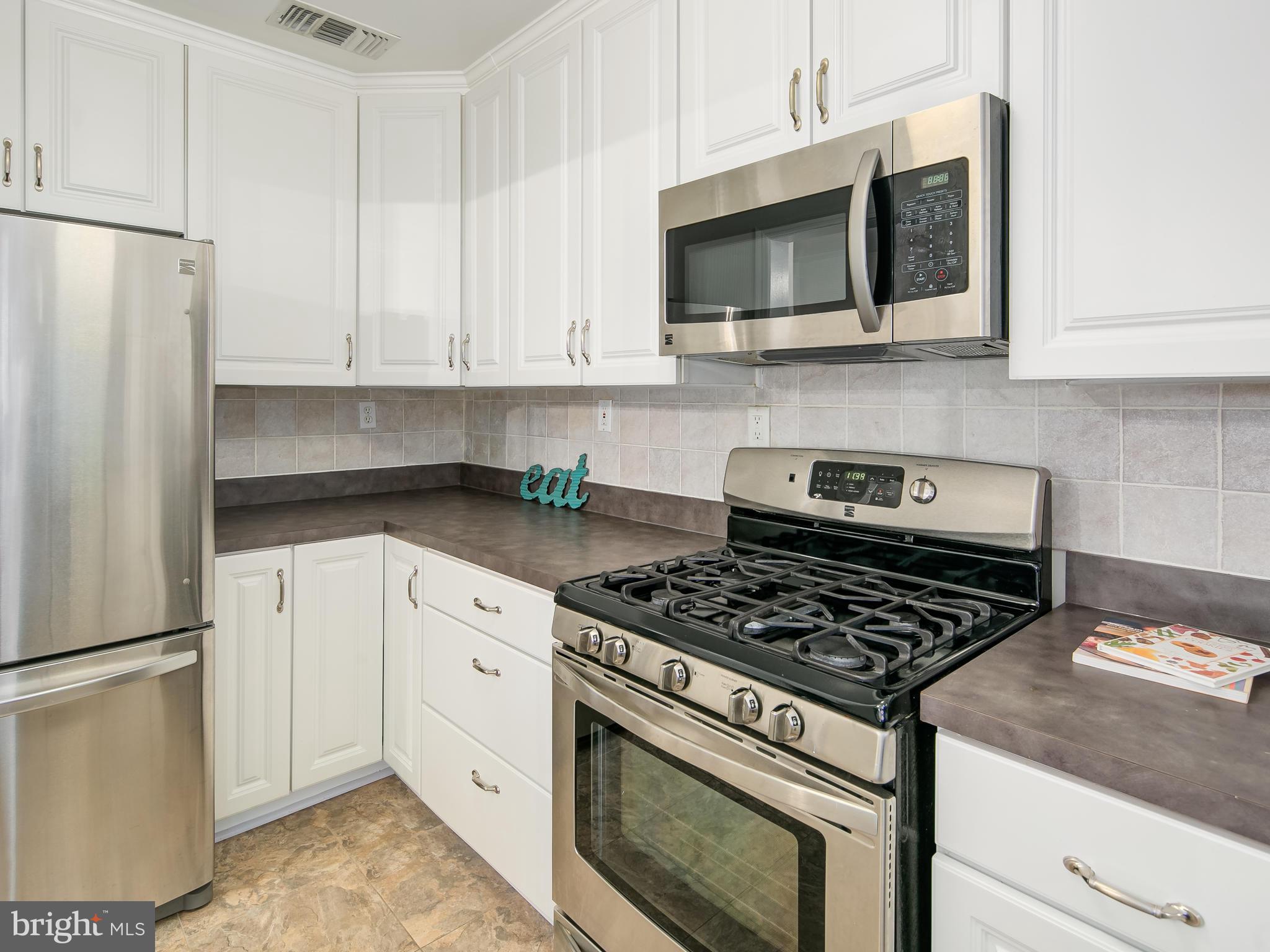 3822 W Street Northwest Washington, DC 20007 - Photo 16 of 30 Kitchen