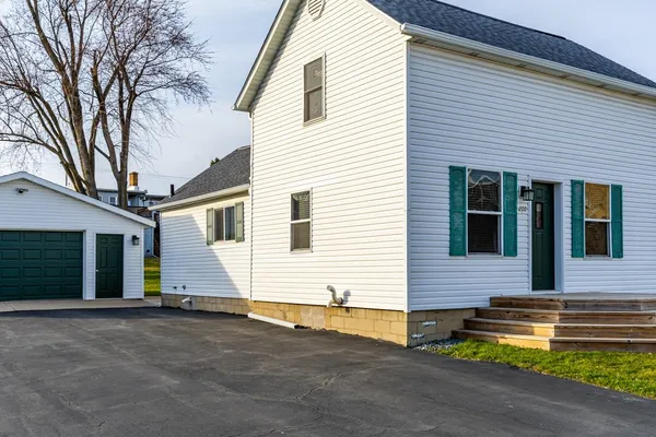 $234,900 | 200 Garfield Avenue, Reeseville, WI 53579