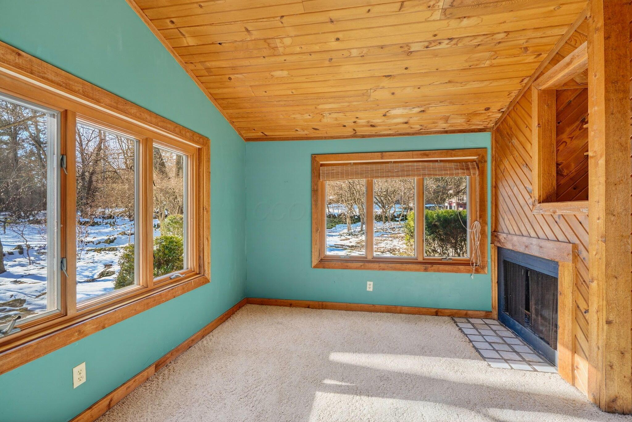 4827 Bellann Road Columbus, OH 43221 - Photo 42 of 85 FLORIDA ROOM