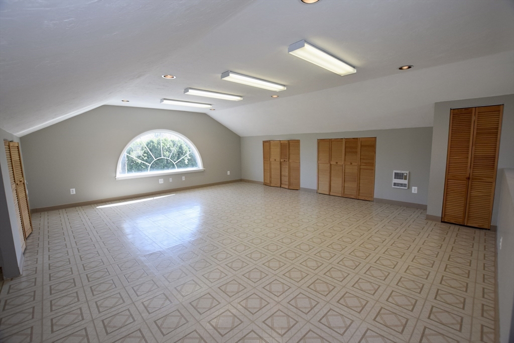 253 Middleboro Road East Freetown, MA 02717 - Photo 31 of 40 Gallery Image 31