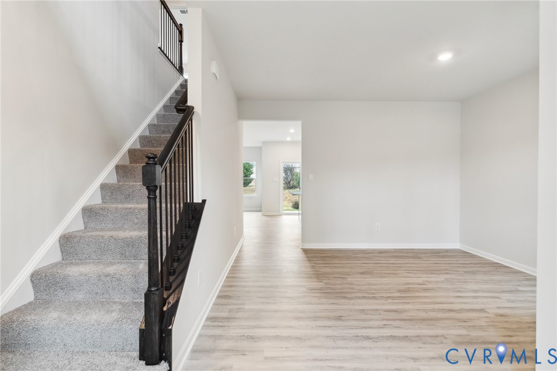 7766 Secret Knl Terrace Mechanicsville, VA 23111 - Photo 3 of 27