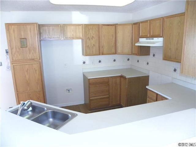 13118 Rothe House Road Charlotte, NC 28273 - Photo 7 of 9 Gallery Image 7