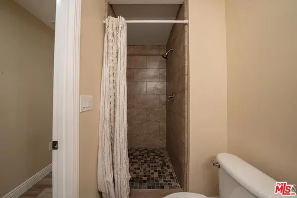 $675,000 | 10512 Dee Dee Avenue, Bakersfield, CA 93312