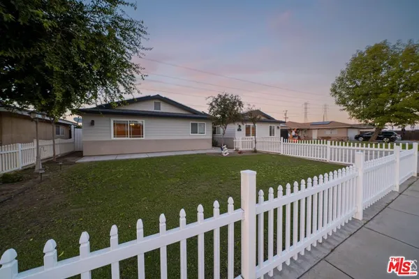 $675,000 | 10512 Dee Dee Avenue, Bakersfield, CA 93312