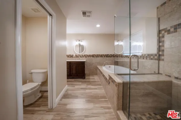 $675,000 | 10512 Dee Dee Avenue, Bakersfield, CA 93312